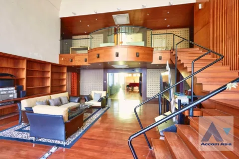 Condominio de 4 dormitorios en Sathon, Bangkok, Tailandia № 214619