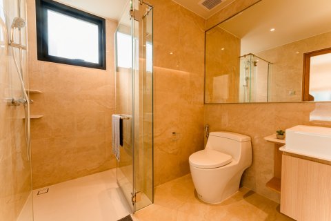 Condo à Hua Hin, Thaïlande, 2 chambres  № 166756 - photo 8