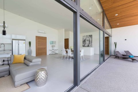 Villa in Ko Samui, Thailand 3 bedrooms № 166759 - photo 5