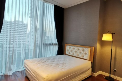 Condo in Watthana, Bangkok, Thailand, 2 bedrooms  № 148681 - photo 12