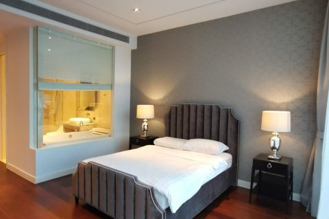 Condo in Watthana, Bangkok, Thailand, 2 bedrooms  № 148681 - photo 11