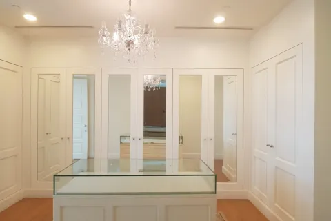 Apartment in Bangkok, Thailand 4 bedrooms № 118636 - photo 8