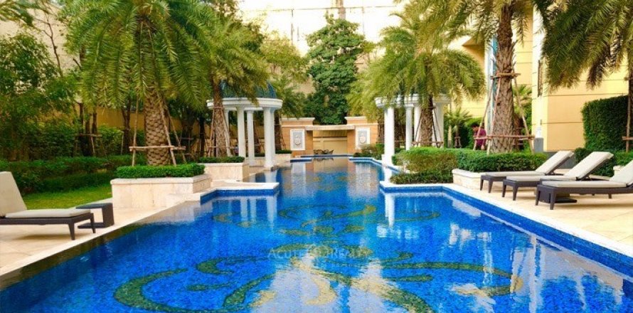 Квартира в Бангкоке, Таиланд с 4 спальнями  № 118636