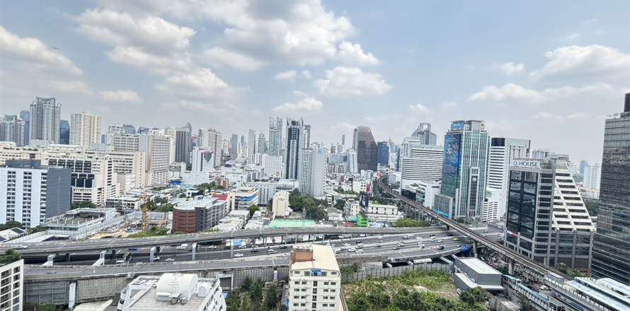 Condominio de 2 dormitorios en Bangkok, Tailandia № 209256