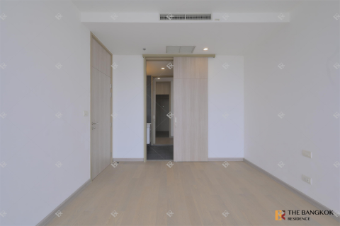 Condo in Bangkok, Thailand, 2 bedrooms  № 209256 - photo 5