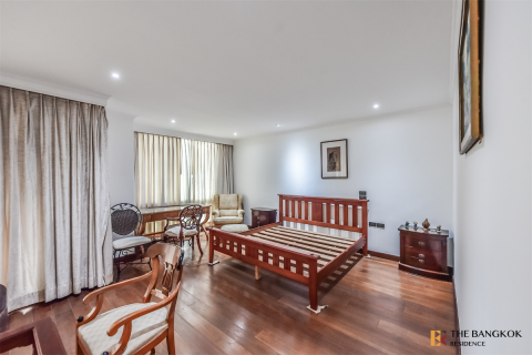 Condo in Bangkok, Thailand, 3 bedrooms № 185736 - photo 4