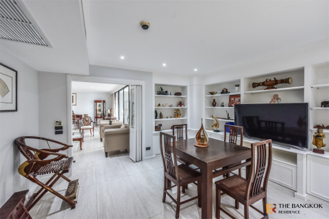 Condo in Bangkok, Thailand, 3 bedrooms № 185736 - photo 5