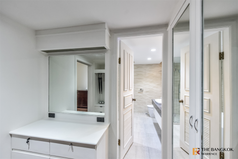 Condo in Bangkok, Thailand, 3 bedrooms № 185736 - photo 7