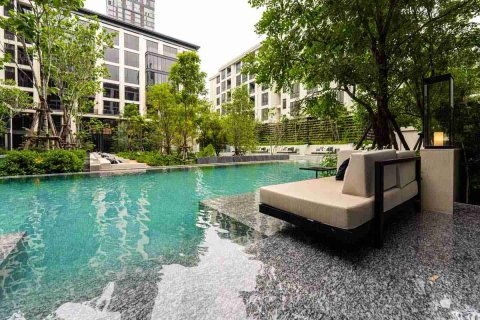 Condo in Bangkok, Thailand, 3 bedrooms № 184059 - photo 24