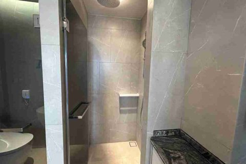 Condo in Bangkok, Thailand, 3 bedrooms № 184059 - photo 11