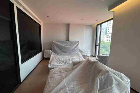 Condo in Bangkok, Thailand, 3 bedrooms № 184059 - photo 15
