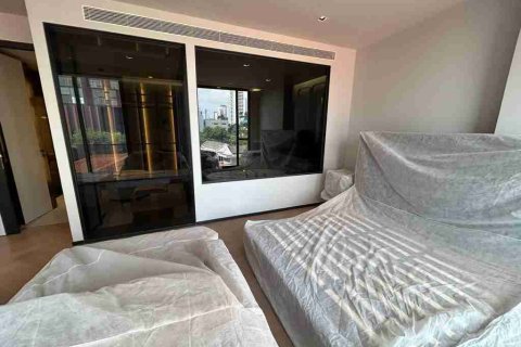 Condo in Bangkok, Thailand, 3 bedrooms № 184059 - photo 17