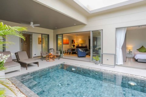 Villa à Bang Tao, Thaïlande 3 chambres № 115460 - photo 1