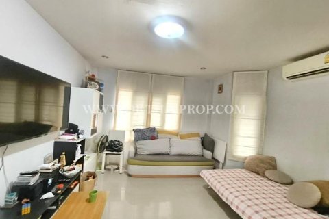 House in Khlong Luang, Thailand 3 bedrooms № 167826 - photo 13