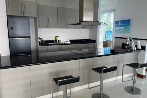 Condo in Pa Klok, Thailand, 3 bedrooms  № 119600 - photo 4