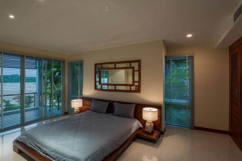 Condo in Pa Klok, Thailand, 3 bedrooms  № 119600 - photo 5