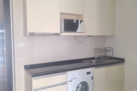 Studio in the Condo in Pathum Wan, Bangkok, Thailand № 154800 - photo 6