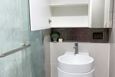 Студия в кондо в Пхая Тая, Бангкок, Таиланд № 154801 - фото 10