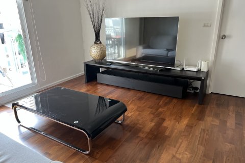 Квартира в Клонг Тоэй, Бангкок, Таиланд с 2 спальнями  № 135468 - фото 5