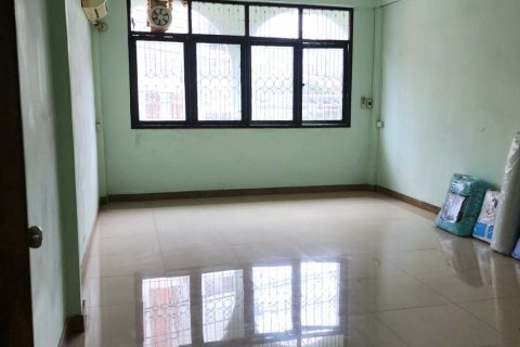 Propriété commerciale à Sathon, Bangkok, Thaïlande № 135467 - photo 8