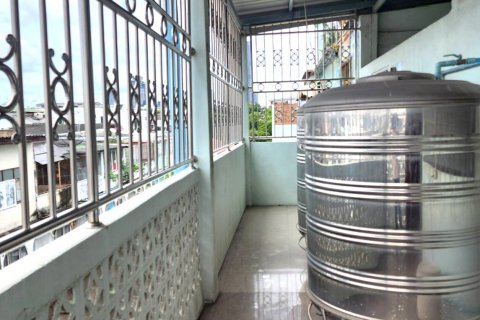 Propriété commerciale à Sathon, Bangkok, Thaïlande № 135467 - photo 16