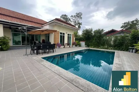 Casa de 3 dormitorios en Pattaya, Tailandia № 210976 - foto 10