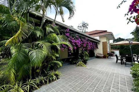 Casa de 3 dormitorios en Pattaya, Tailandia № 210976 - foto 28