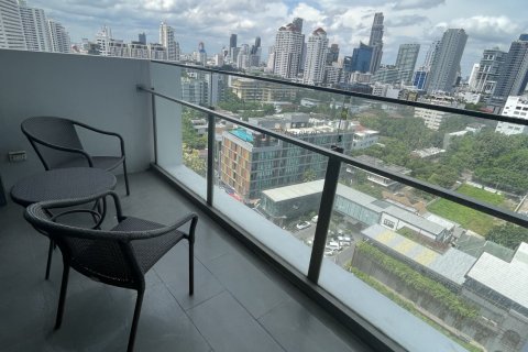 Condo in Watthana, Bangkok, Thailand, 2 bedrooms № 160488 - photo 8