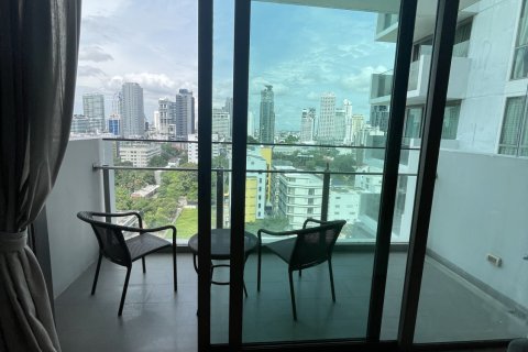 Condo in Watthana, Bangkok, Thailand, 2 bedrooms № 160488 - photo 9