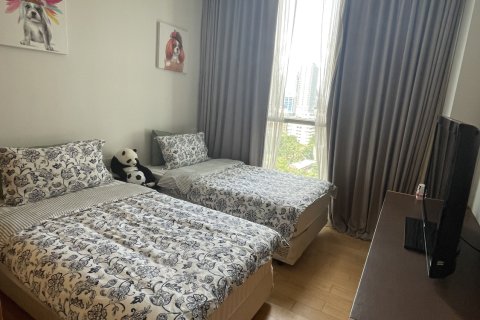 Condo in Watthana, Bangkok, Thailand, 2 bedrooms № 160488 - photo 13