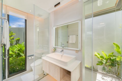 Villa in Phuket, Thailand 3 bedrooms № 160493 - photo 17