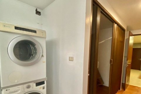 Condo in Watthana, Bangkok, Thailand, 3 bedrooms  № 160489 - photo 17