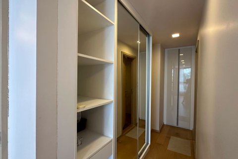 Студия в кондо в Ваттхане, Бангкок, Таиланд № 160487 - фото 8