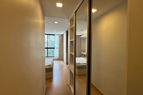 Студия в кондо в Ваттхане, Бангкок, Таиланд № 160487 - фото 9