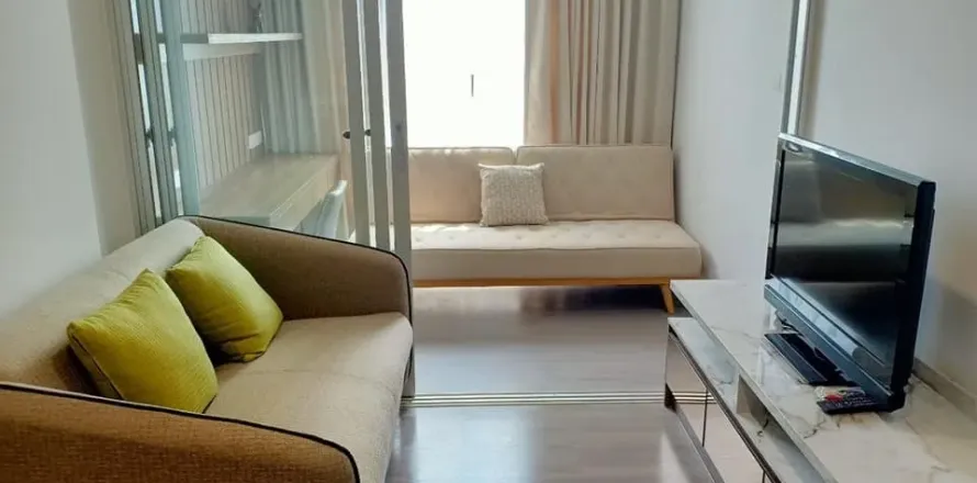 Студия в кондо в Банг Пхлате, Бангкок, Таиланд № 156117