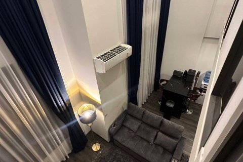 Studio dans le Condo à Chatuchak, Bangkok, Thaïlande  № 156121 - photo 1