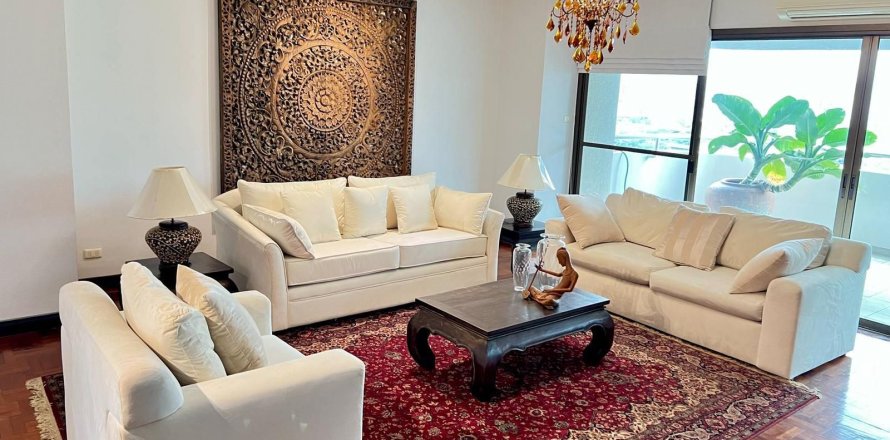 Кондоминиум с 3 спальнями в Ваттхане, Бангкок, Таиланд № 156120