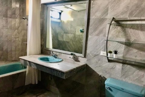 Кондоминиум с 3 спальнями в Ваттхане, Бангкок, Таиланд № 156120 - фото 6