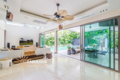 Villa in Bang Tao, Thailand 3 bedrooms № 179409 - photo 10