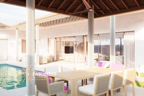 Villa in Bang Tao, Thailand 3 bedrooms № 179411 - photo 8