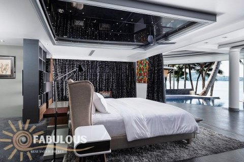 Villa in Patong, Thailand 3 bedrooms № 179412 - photo 5