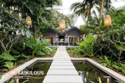 Villa in Phang Nga, Thailand 4 bedrooms № 179406