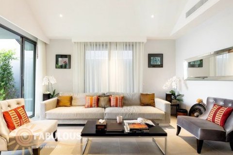 Villa in Phang Nga, Thailand 4 bedrooms № 179406 - photo 5