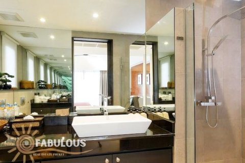 Villa in Phang Nga, Thailand 4 bedrooms № 179406 - photo 8