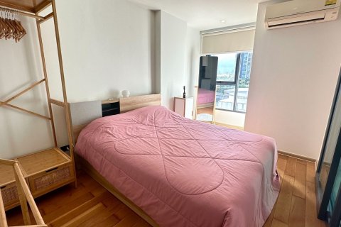 Studio dans le Condo à Phra Khanong, Bangkok, Thaïlande  № 145914 - photo 2