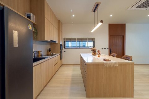 Villa in Phuket, Thailand 2 bedrooms № 171217 - photo 12