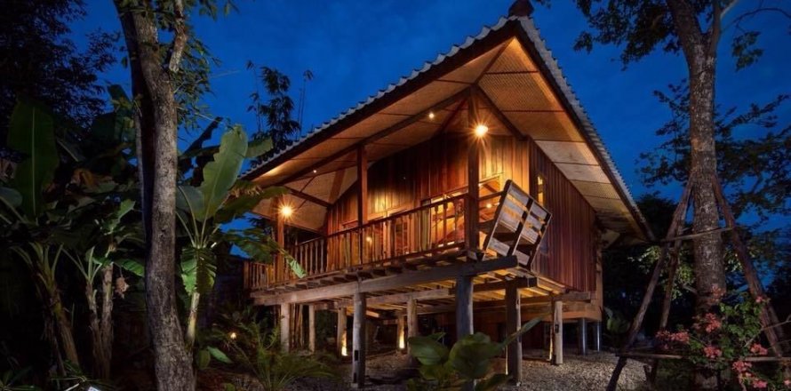 Вилла в Чианграе, Таиланд с 8 спальнями  № 142258