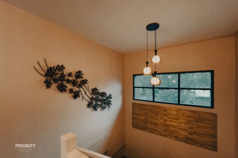 Вилла в Сан-Сая, Таиланд с 4 спальнями  № 161146 - фото 12