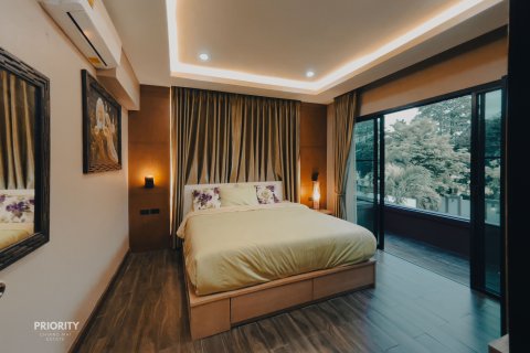 Вилла в Сан-Сая, Таиланд с 4 спальнями  № 161146 - фото 7