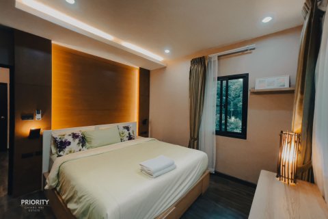 Вилла в Сан-Сая, Таиланд с 4 спальнями  № 161146 - фото 8